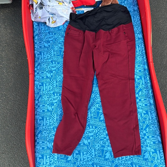 Liverpool burgundy maternity pants - Picture 1 of 2